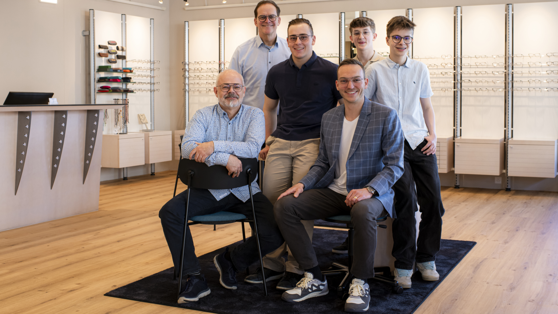 Strebel Optik Wohlen Gruppenfoto 052026